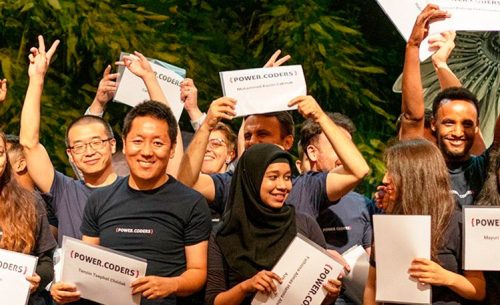 Inserción laboral de personas refugiadas, migrantes y en situación de vulnerabilidad en el sector tecnológico en España